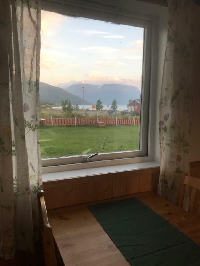 Anton Antonsensveg 18 Northern Aurora Budget Apartment Olderdalen ภายนอก รูปภาพ
