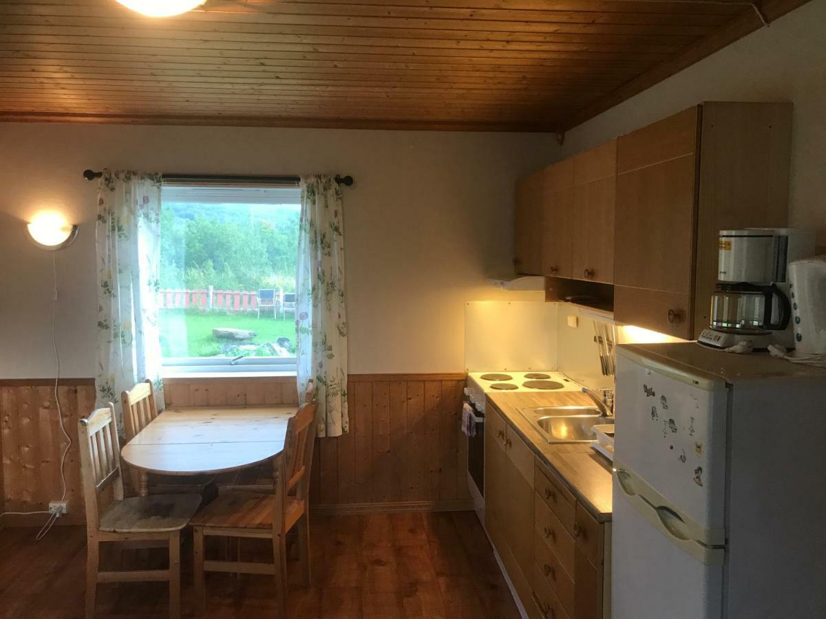 Anton Antonsensveg 18 Northern Aurora Budget Apartment Olderdalen ภายนอก รูปภาพ